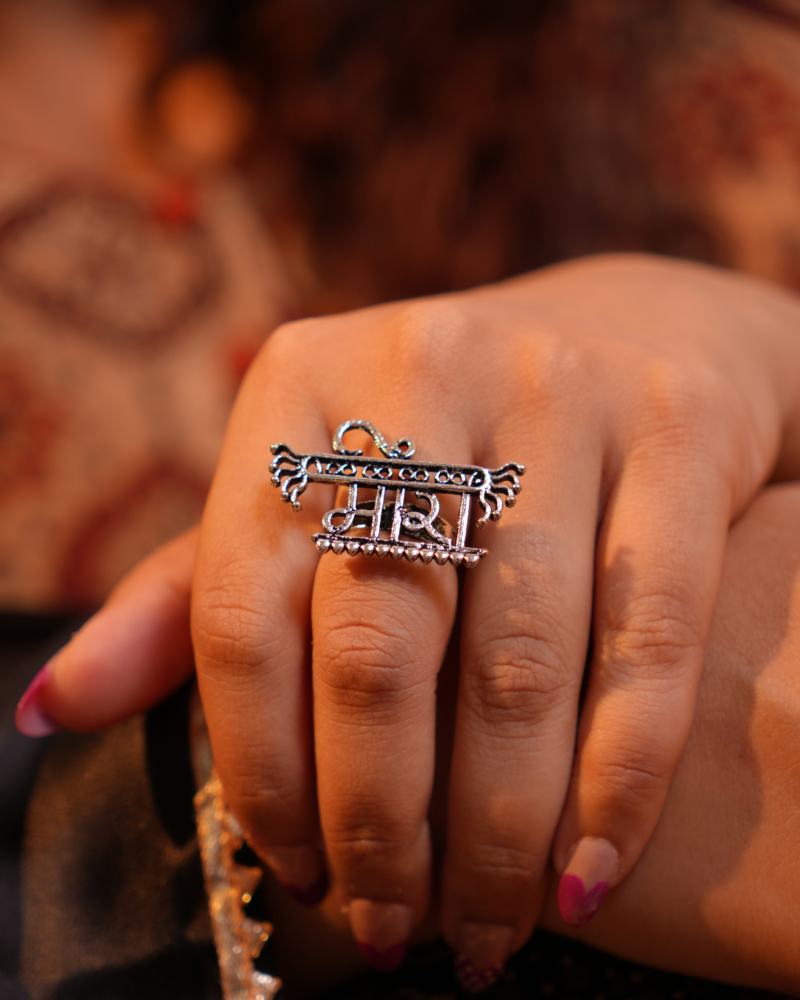 Meera Oxodised Ring