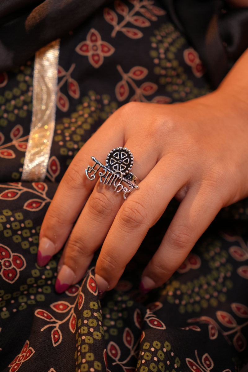 Mushafir Oxodised Ring