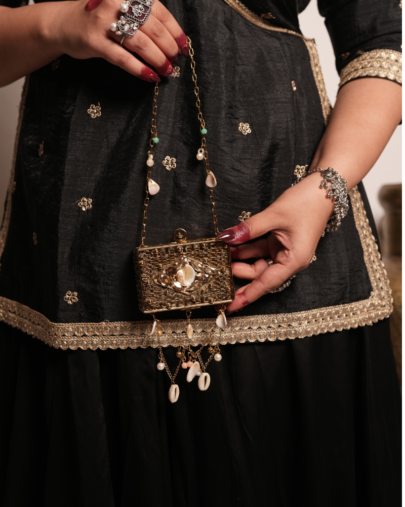 Rectangular Sling batua